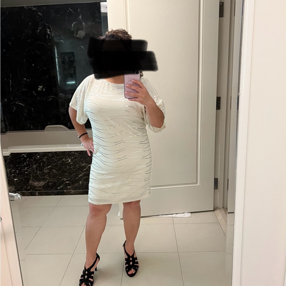 Jessica Howard Cream Mini Dress